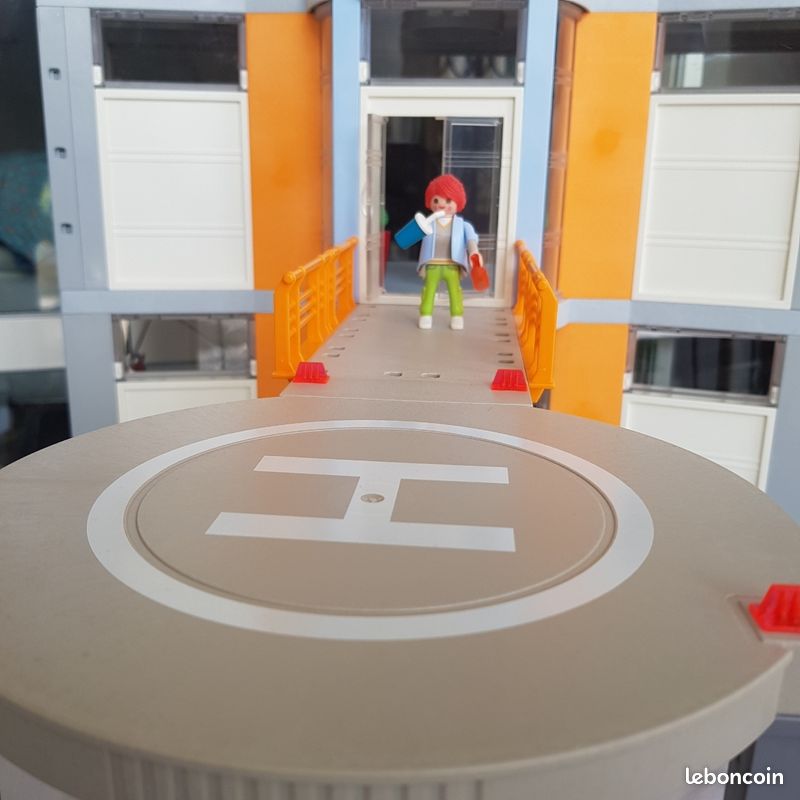 PLAYMOBIL Hôpital 70190 + extensions 6445 et 9848 (image 14)