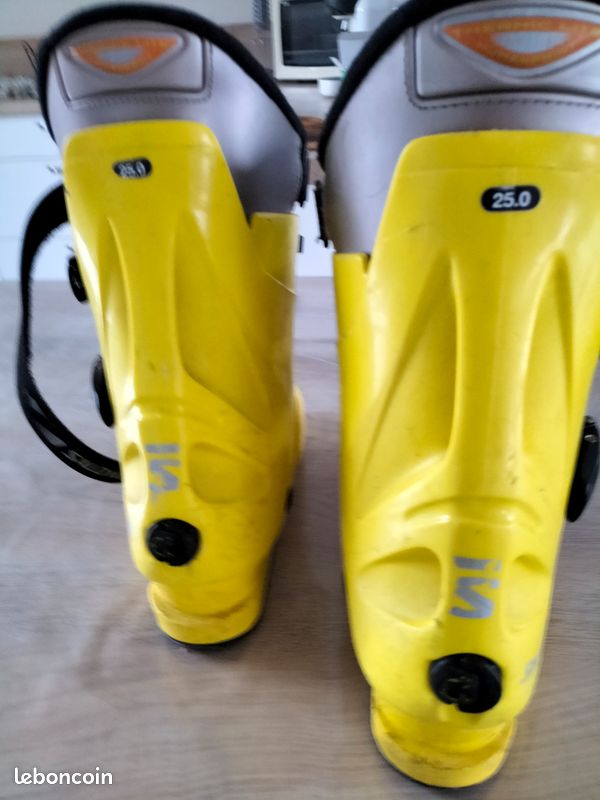Chaussure de ski (image 1)