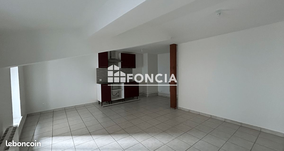 Appartement 3 pièces 53 m² · à Trévoux · 53 m² · 615 €