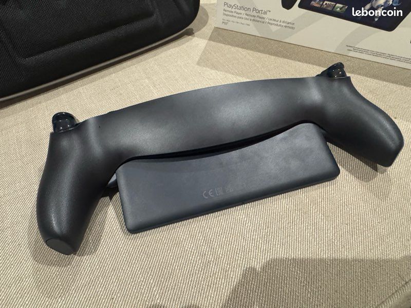 PlayStation Portal Midnight Black (image 4)