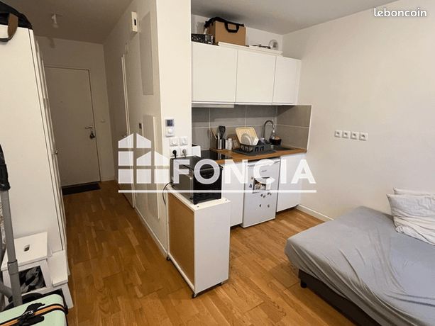 Studio 1 pièce 18 m²