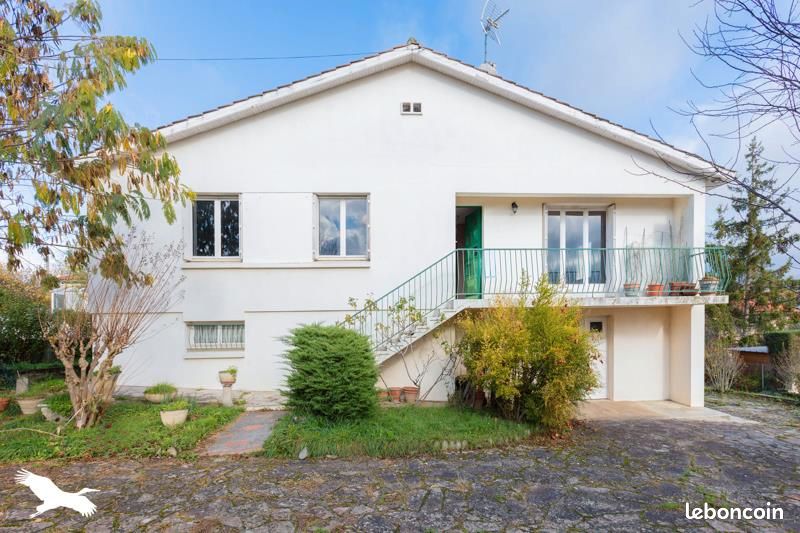 Maison 6 pièces 121 m² · à Auch · 121 m² · 159 000 €