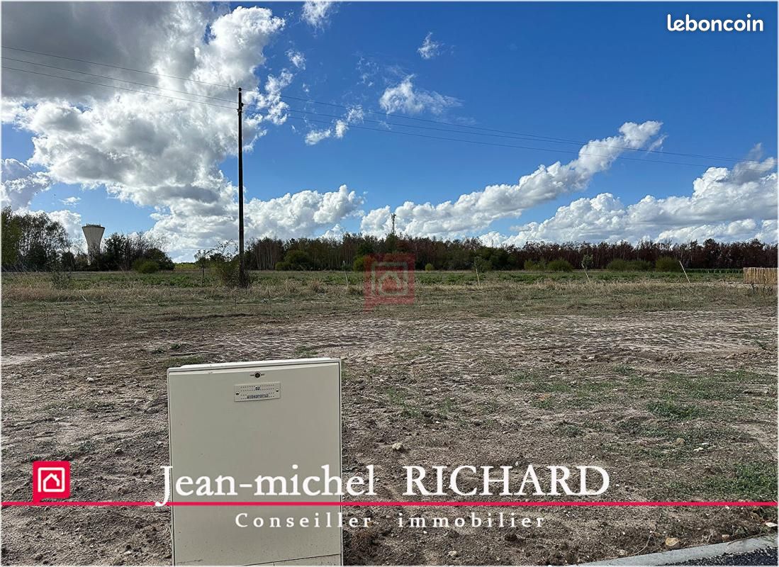 Terrain 710 m² · à Châtillon-sur-Cher · 21 000 €
