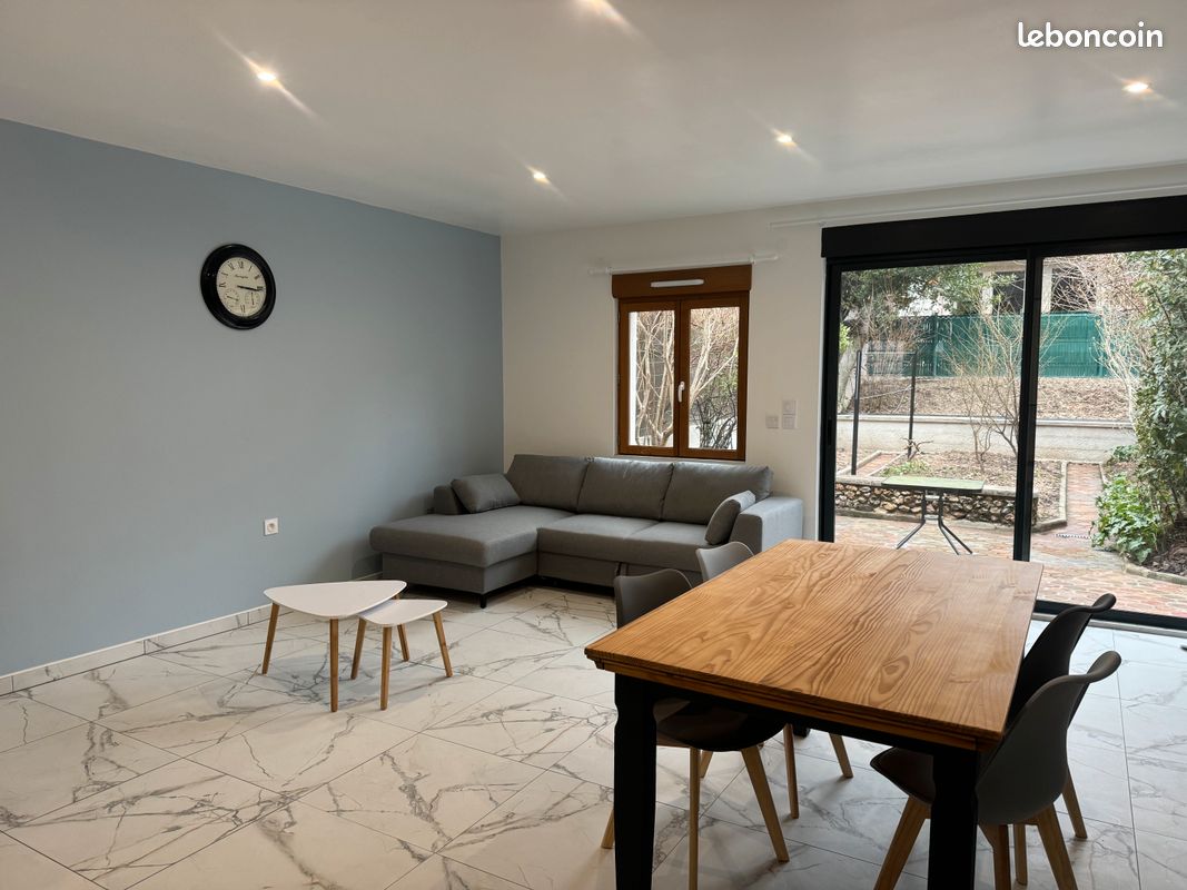 Maison 5 pièces 101 m² · à Dreux · 101 m² · 1 235 €