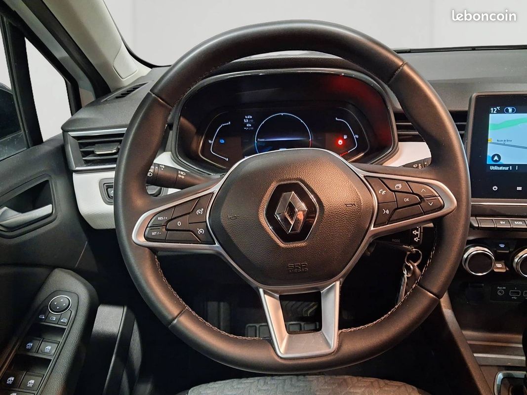 RENAULT Clio E-Tech full hybrid 145 Evolution (image 14)