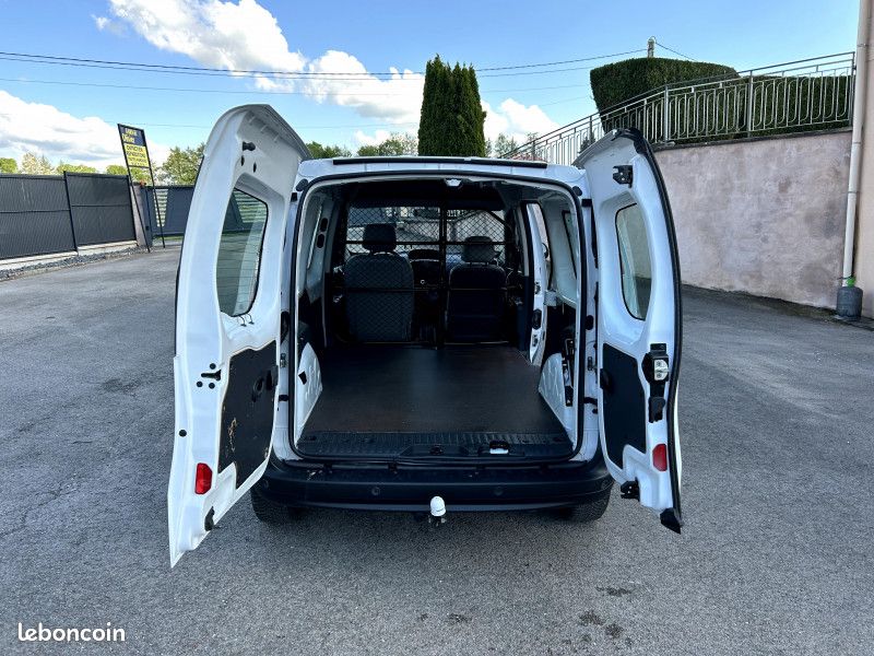 Renault KANGOO II EXPRESS MAXI 1.5 BLUE DCI 95CH GRAND VOLUME CONFORT - ATTELAGE (image 20)