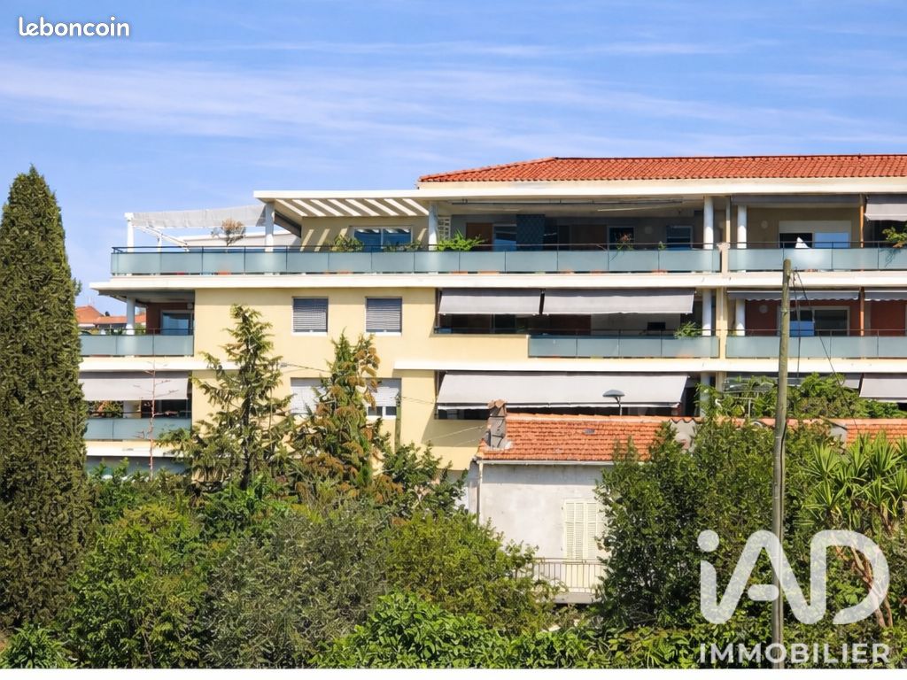 Appartement 5 pièces 180 m² · à Saint-Raphaël · 180 m² · 998 000 €