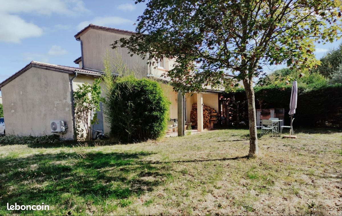 Maison 3 pièces 80 m² · à Sainte-Foy-d'Aigrefeuille · 80 m² · 329 000 €
