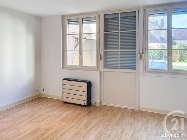 Studio 1 pièce 27 m²