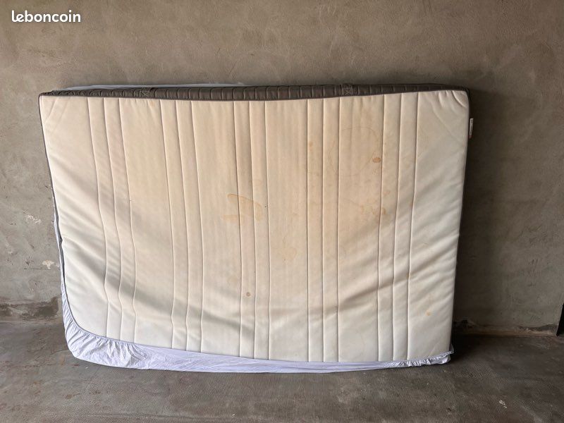 Matelas IKEA (image 1)