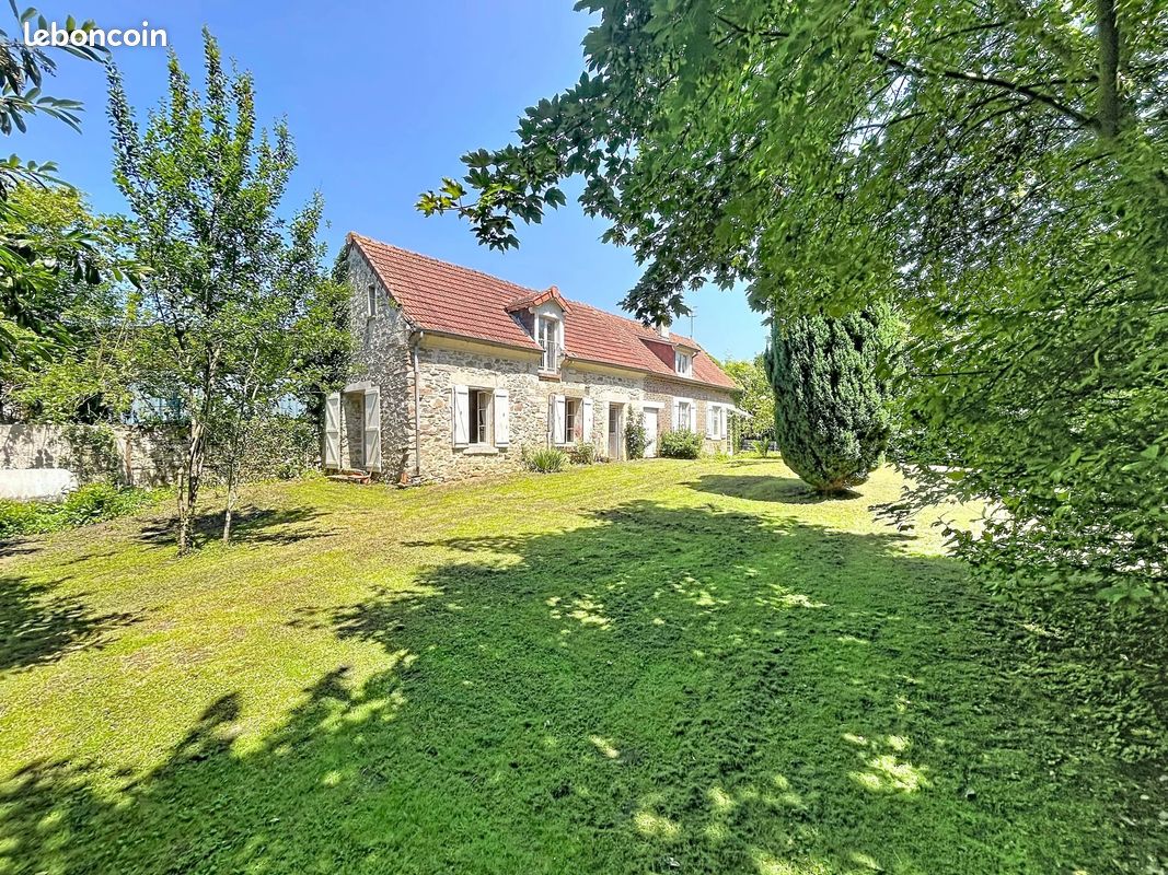Maison 7 pièces 125 m² · à Merlieux-Et-Fouquerolles · 125 m² · 118 000 €