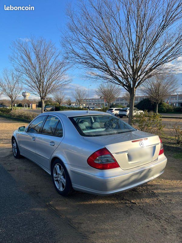 Mercedes-Benz E280 v6 7GTBVA Avantgarde (image 2)