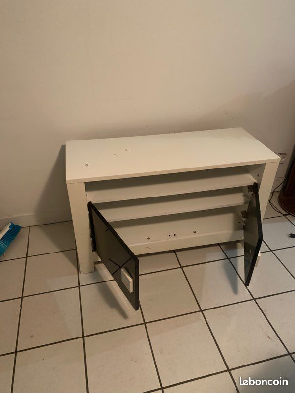 Commode 2 portes (image 1)