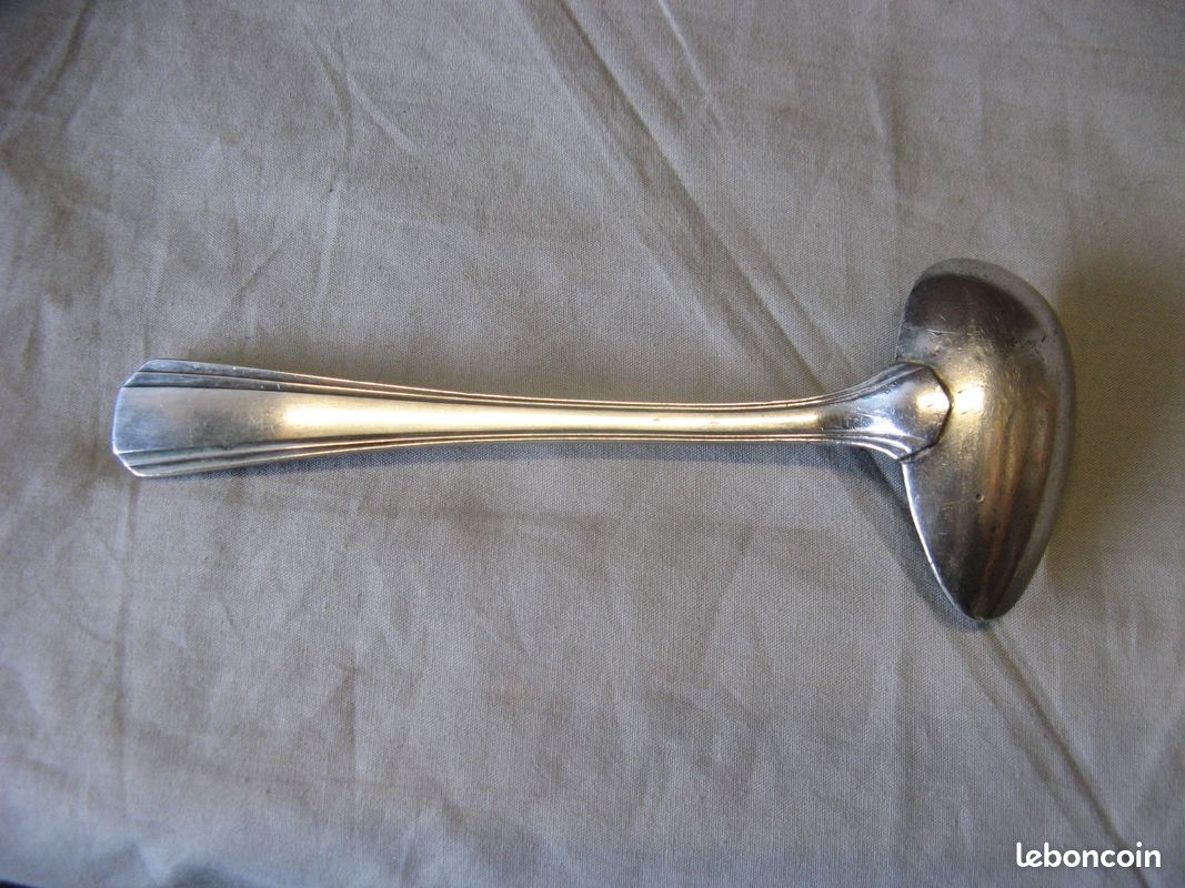 Cuillère bébé en argenterie Christofle – Années 1920–1950 – Bon état (image 9)