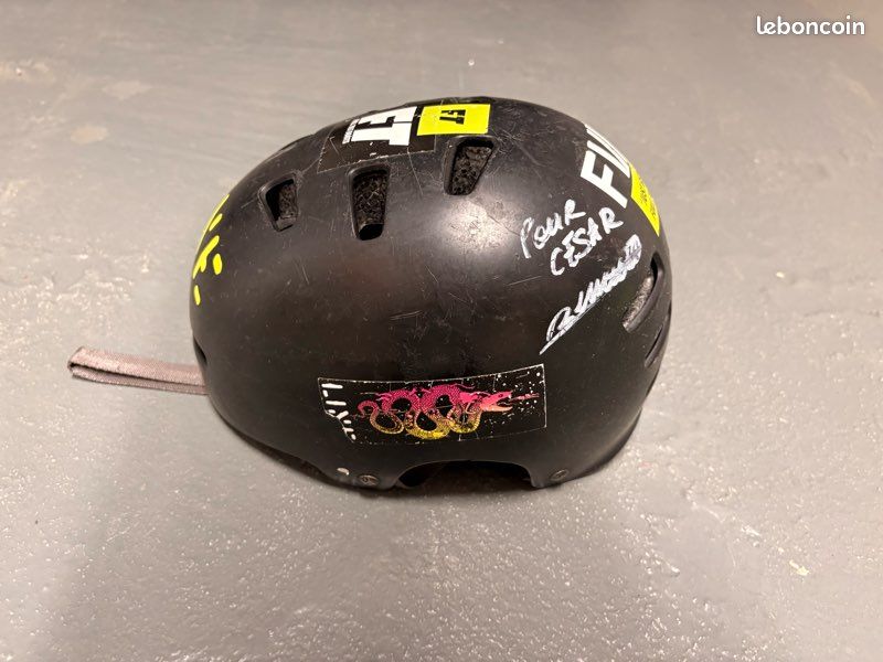 Casque BELL Skateboarding Trick – Occasion – Avec Bouclier Et Mentonnière