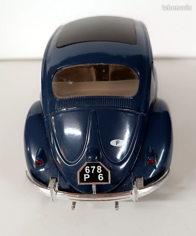 Welly 42344 Modèle de voiture compatible avec VW Volkswagen Beetle Coccinelle Cabrio Vert 1/34-1/39 en métal