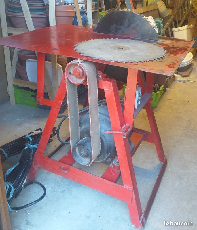 Scie circulaire sur table (image 1)