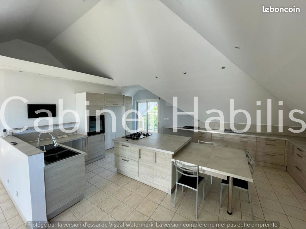 Appartement 4 pièces 172 m² · à Saint-Pierre · 172 m² · 583 000 €