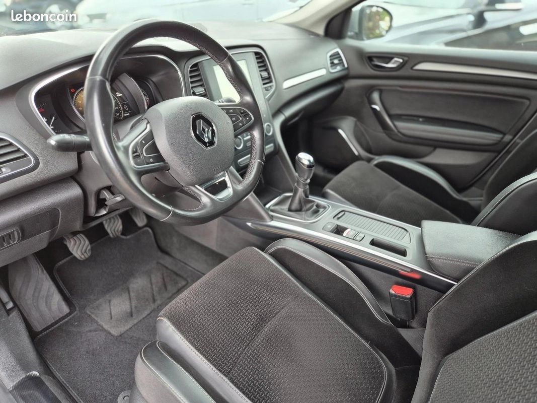 Renault Megane 1.2 TCE 130 ENERGY INTENS GT LINE (image 11)