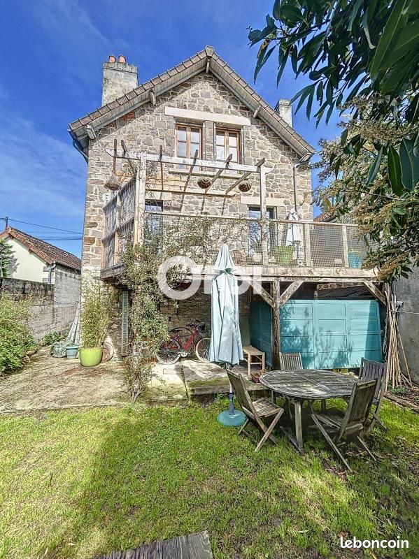 Maison 4 pièces 100 m² · à Brive-la-Gaillarde · 100 m² · 249 900 €
