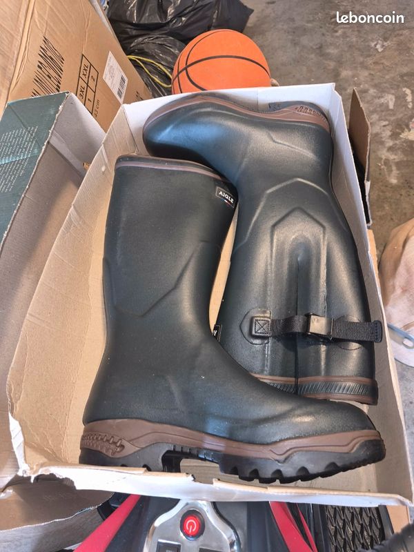 Bottes aigle neuves taille 45 (image 2)