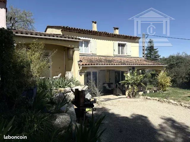 Maison 5 pièces 169 m² · à Callian · 169 m² · 475 000 €