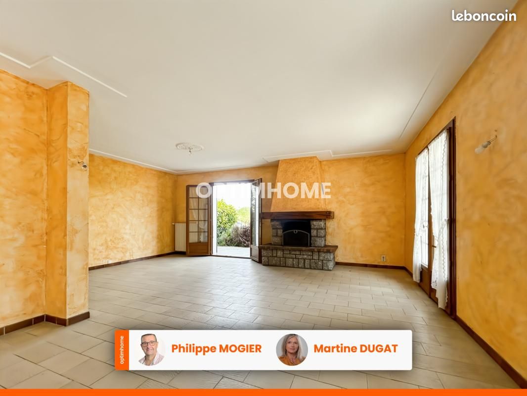 Maison 6 pièces 144 m² · à Hauterive · 144 m² · 219 000 €