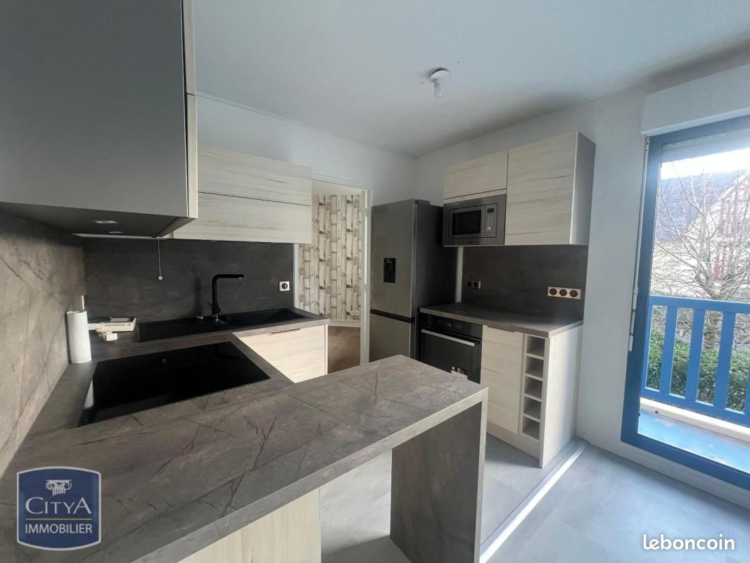 Appartement 2 pièces 42 m² · à Saint-Arnoult · 42 m² · 770 €/mois