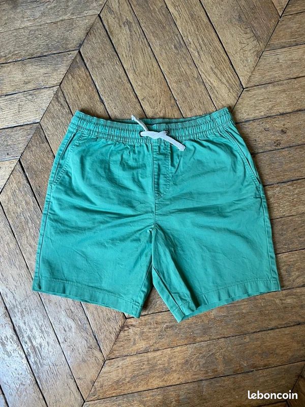 Short En Jean Primark - Taille 10 - Bleu Délavé - Occasion Porté Une Fois En Excellent état