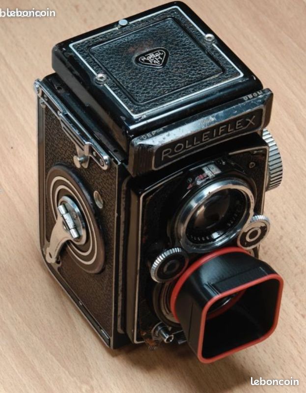 Vieux Pare-soleil Rolleiflex En Forme De Pétale – Parfait Pour La Collection Ou L’usage Quotidien