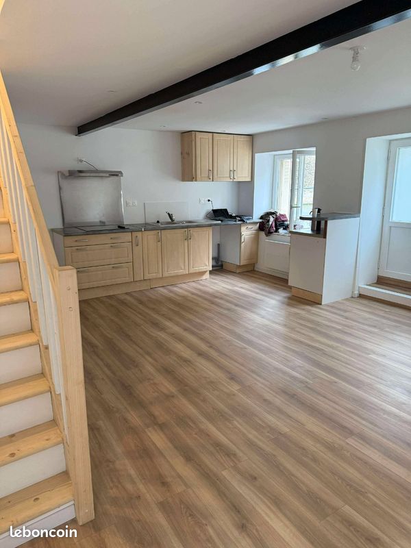 Maison 4 pièces 75 m² · à Valence-en-Poitou · 75 m² · 750 €