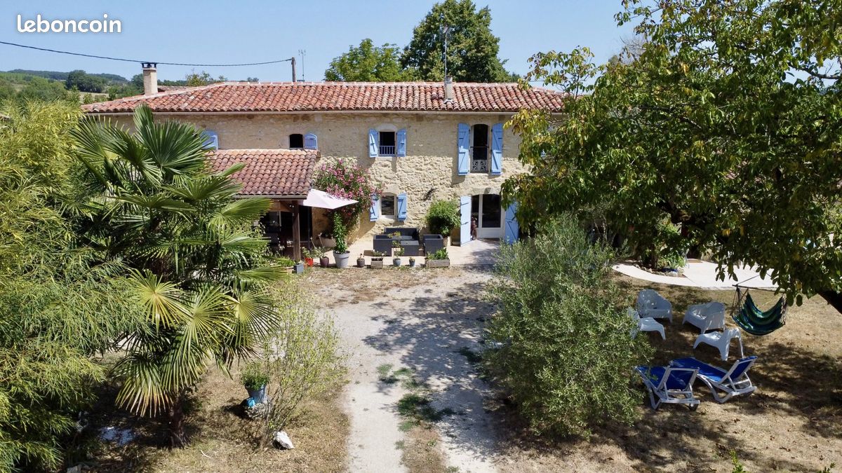 Maison 8 pièces 223 m² · à Vic-Fezensac · 223 m² · 349 000 €