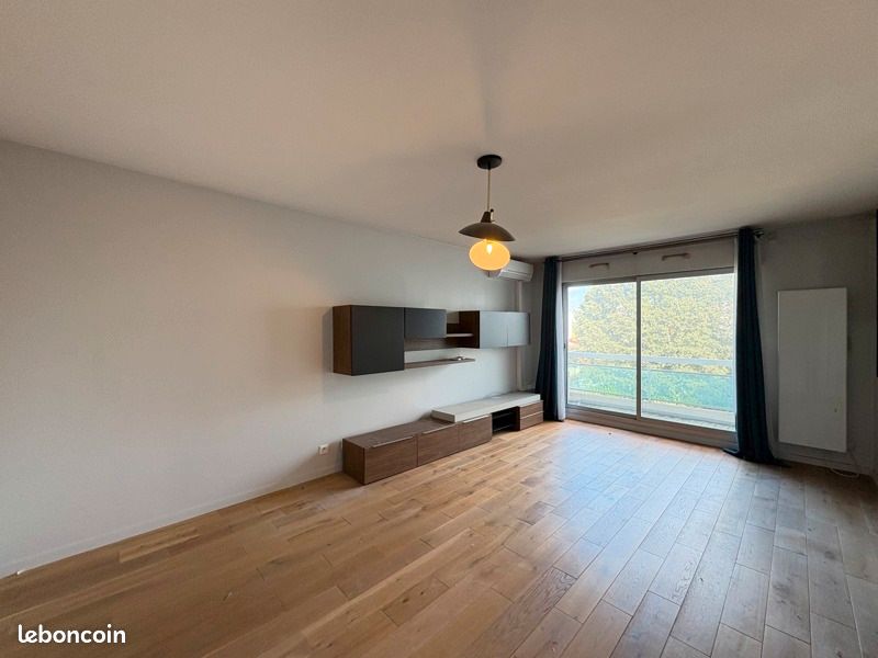 Appartement 2 pièces 51 m² · à Bordeaux · 51 m² · 990 €/mois