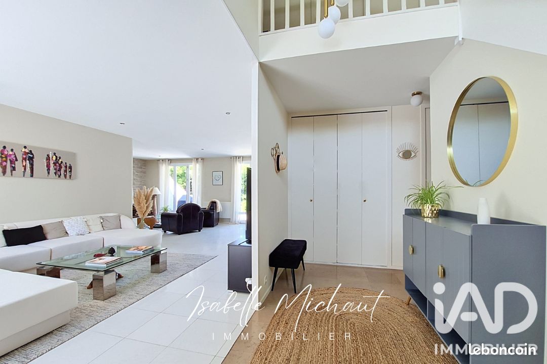 Maison 8 pièces 200 m² · à Vernouillet · 200 m² · 790 000 €