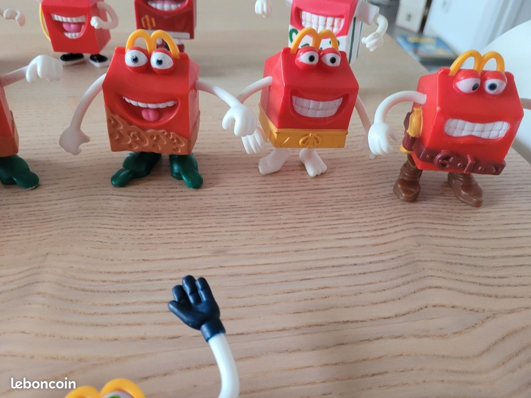 Figurine THOIP MCDONALD'S 2017 TCB Chine jouet enfant collection