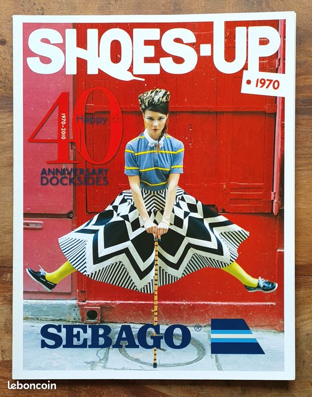 Shoes-Up Magazine N°25, Urban Footwear Culture, Elles, Mars 2010 (image 2)