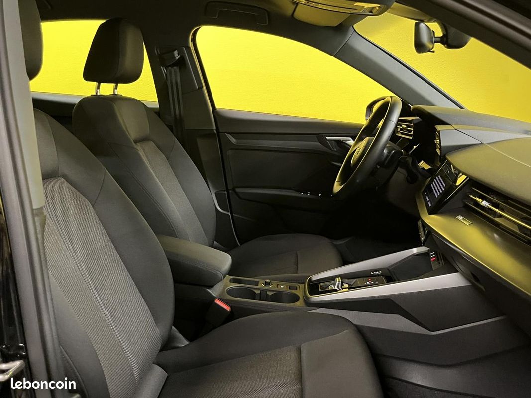 AUDI A3 Berline / Limousine 30 TFSI - 110CV - BV S-Tronic 7 Design (image 4)