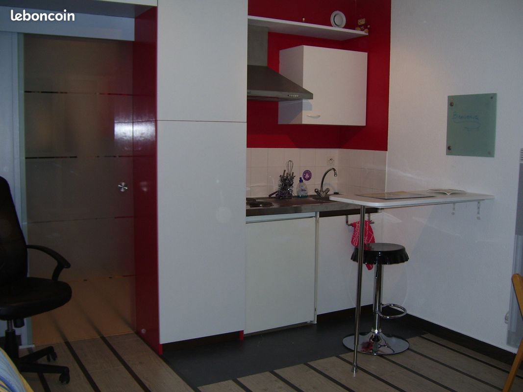 1. Studio design nantes centre avec parking et local vélo sécurisés 2 ...