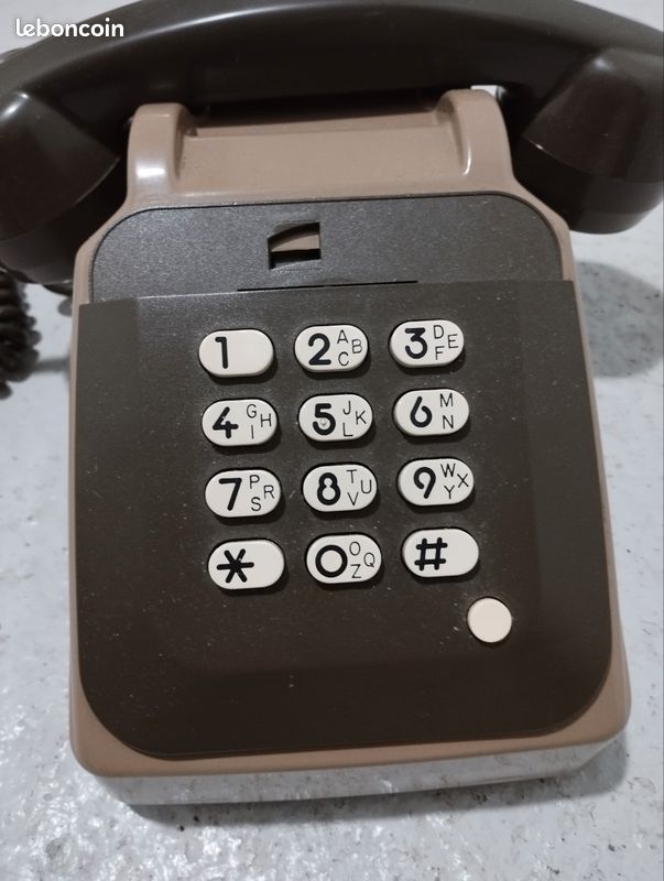 Téléphone vintage (image 2)
