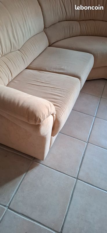 Affaire  Canapé d'angle beige 4 places, en alcantara, démontable en 2 pièces (image 2)