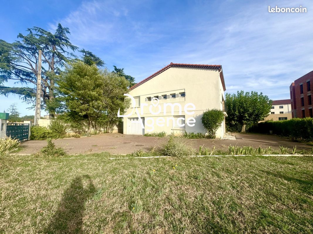 Maison 6 pièces 95 m² · à Saint-Marcel-lès-Valence · 95 m² · 890 €/mois