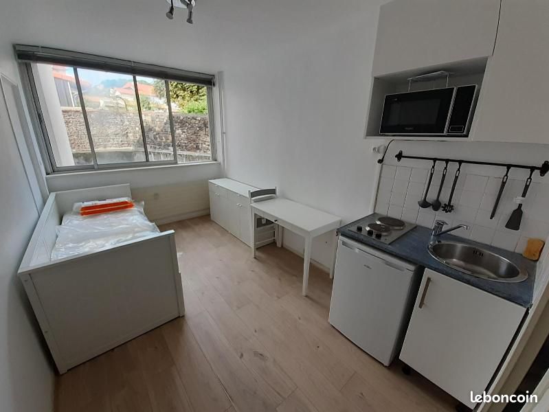 Appartement 1 pièce 13 m² · à Chamalières · 13 m² · 380 €
