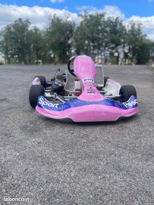 Karting x30 Iame châssis CRG 2022 très bon état (image 5)
