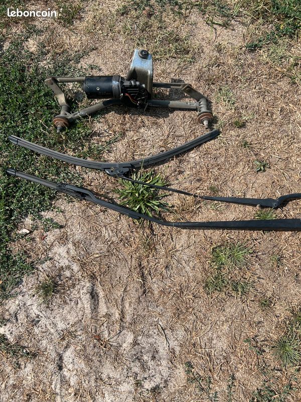 Moteur essuie glace (image 1)