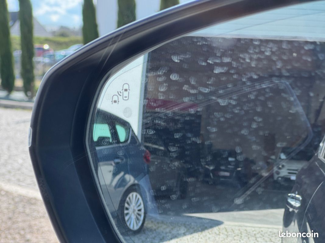 DS DS7 E-TENSE 4X4 RIVOLI 300 Grand Chic Focal Toit Ouvrant Sièges Électriques Massants Garantie 12 mois (image 19)