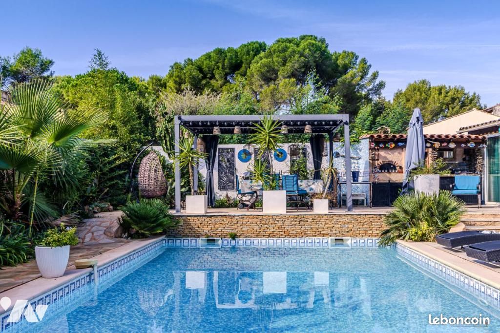 Maison 5 pièces 133 m² · à Six-Fours-les-Plages · 133 m² · 860 000 €