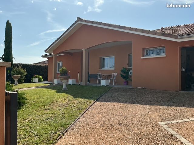 Maison 5 pièces 160 m² · à Plaisance · 160 m² · 270 000 €