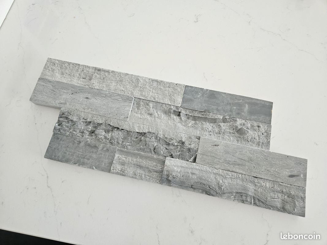 Plaquettes de parement pierre naturelle grise Cottage int/ext (image 1)