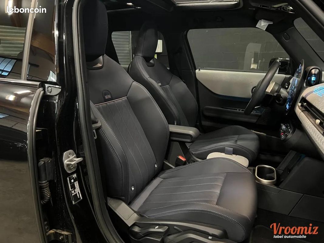 Mini Mini COOPER 5 portes 1.5 156ch DKG7 Favoured *Toit ouvrant Volant Chauffant (image 8)