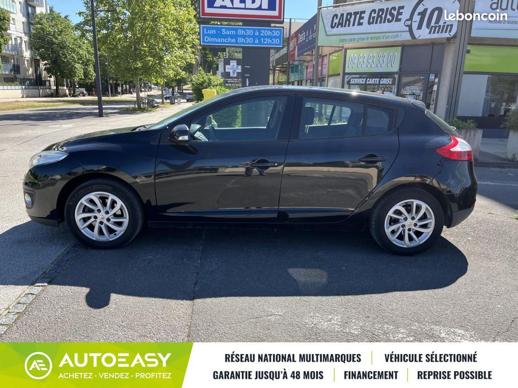 Renault Megane III Phase 2 Hatchback 1.2 TCE 16V ECO2 S&S (image 5)